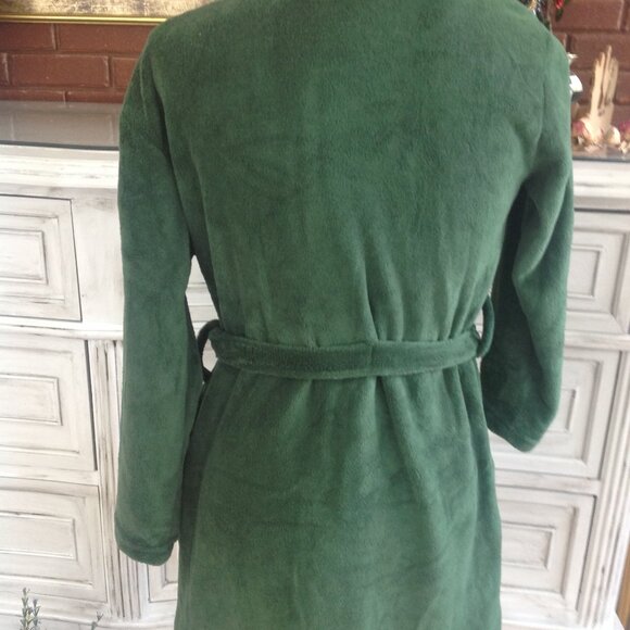 Boys Sz 12 Green Robe - Picture 2 of 3